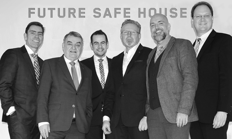 NRW Innenminister Herbert Reul besucht das Future Safe House